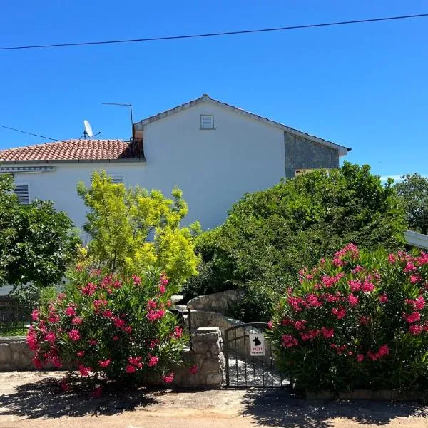 Villa Rossi, hotell i Krk