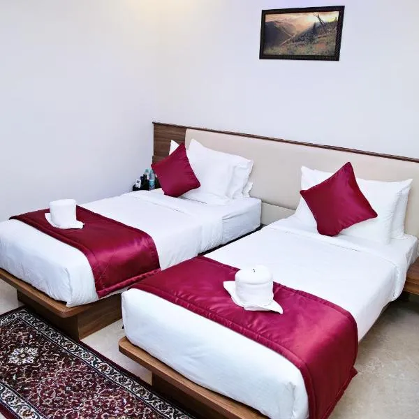 Hotel Grand Villa, hotel in Yelahanka