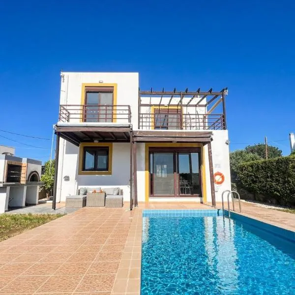 Villa Yellow Butterfly with Private Pool and Sea View near Lindos - Gennadi, hótel í Gennadi