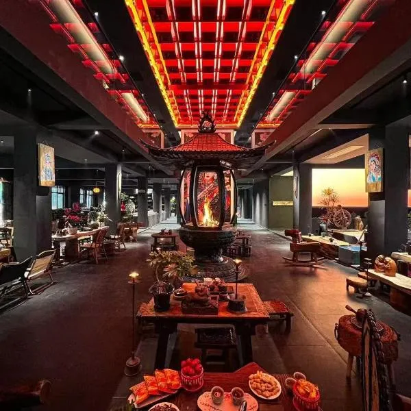 Wuzhen FortuneCourt Hotel, готель у місті Цзясін