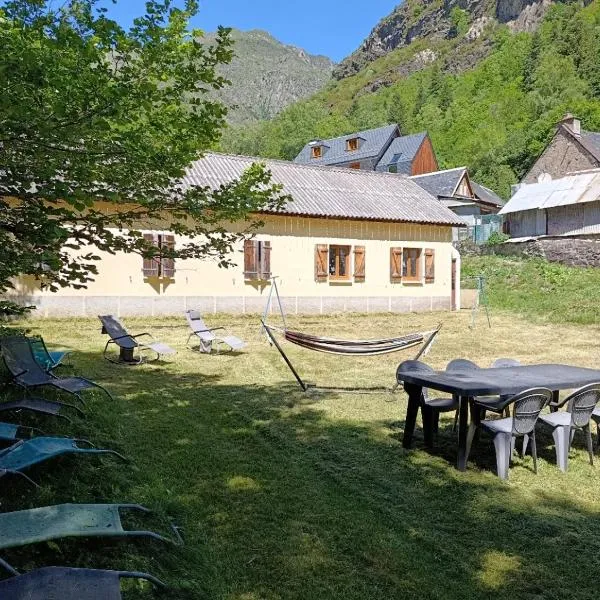 Gîte Espace et Montagne, hotel v destinaci Aragnouet