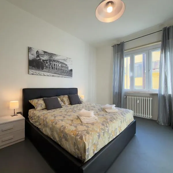 Piacenza Central Apartment 5 min Piazza Cavalli, hotel i Piacenza