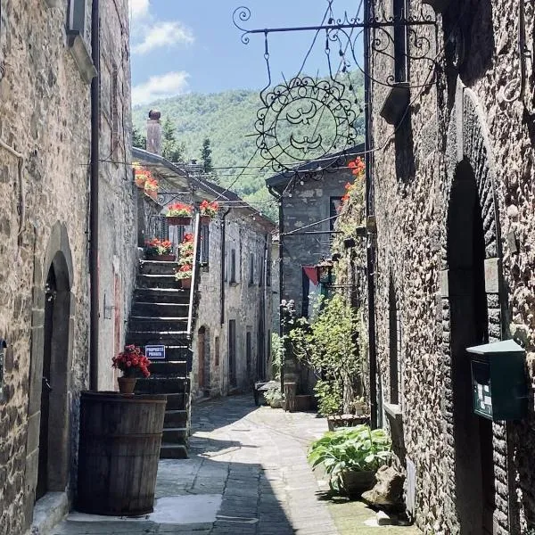 Loft nel borgo di Tavernelle, hotel en Tavernelle