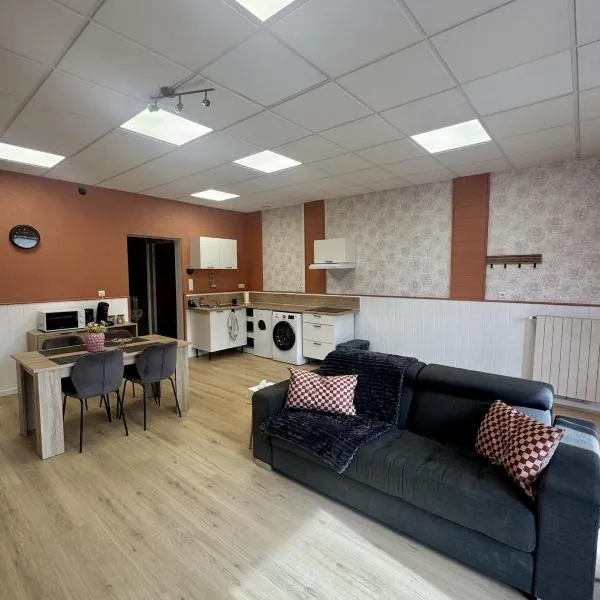 Proche du centre-ville au coeur des fontaines, hotel v destinaci Raon-lʼÉtape