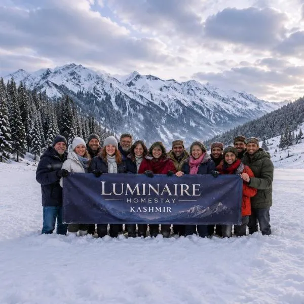 Luminaire Homestay - Private Bathroom & Kitchen Access, hotel sa Srinagar