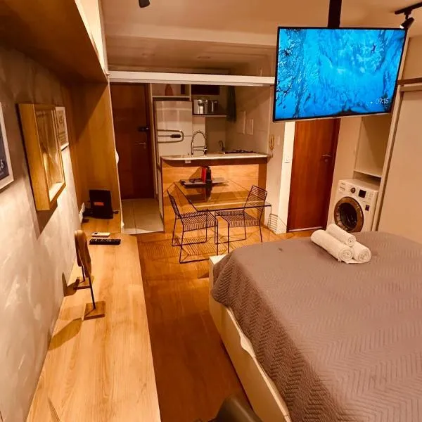 Flat Novo e Moderno a 200m do Shopping , com Piscina wifii 500mbps, hotel em Recife