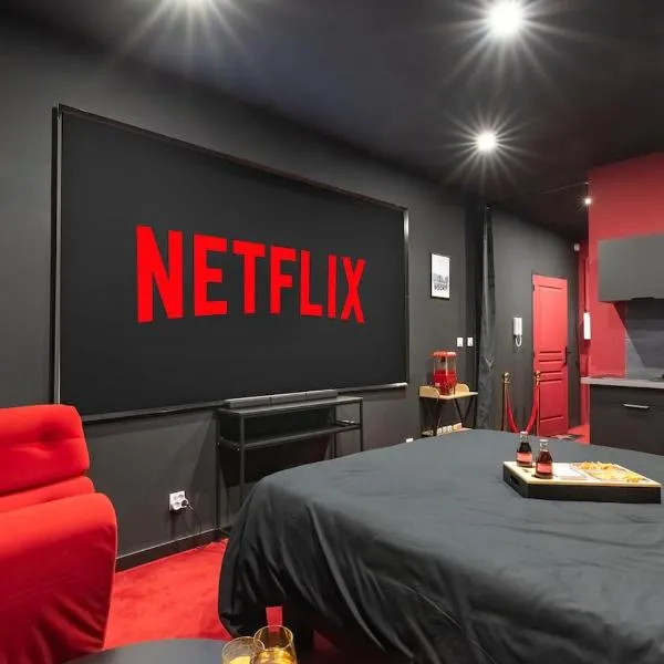 Viesnīca Le Prestige - Cinéma Room, Netflix, Centre Ville pilsētā Anžē