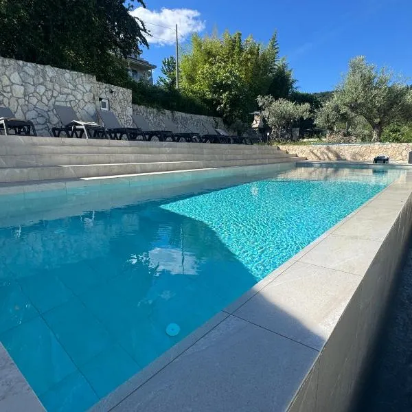 Apartman Lukas 2- Ičići- Pool, Gym, near Opatija, hotel u gradu Poljane