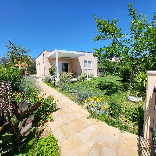 Kuća za odmor Lara, hotel em Kaštela