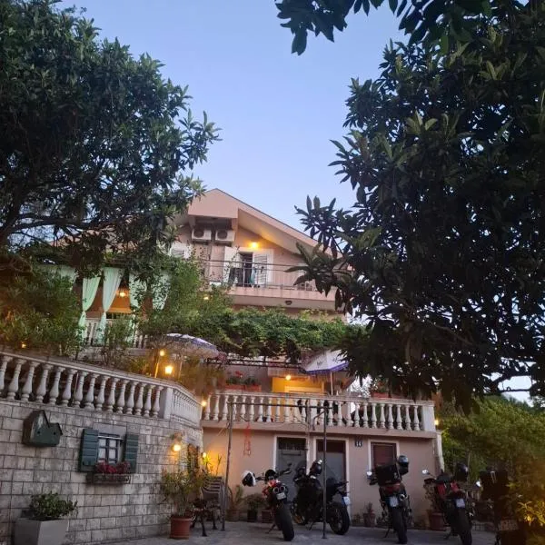 Apartmani Paulino, Hotel in Herceg Novi