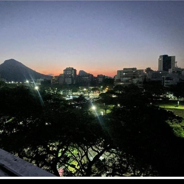 Flat Econômica Próximo do Shopping Leblon e Praia - Foto 4