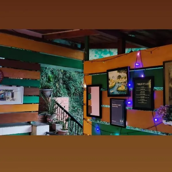 The Moon Light Home stay, hotel in Bhīm Tāl