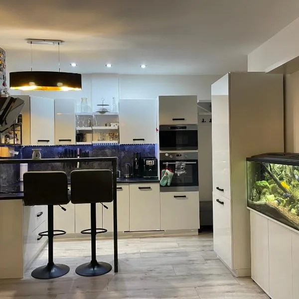 Apartmán SIA Garážové parkovanie, hotel in Poprad