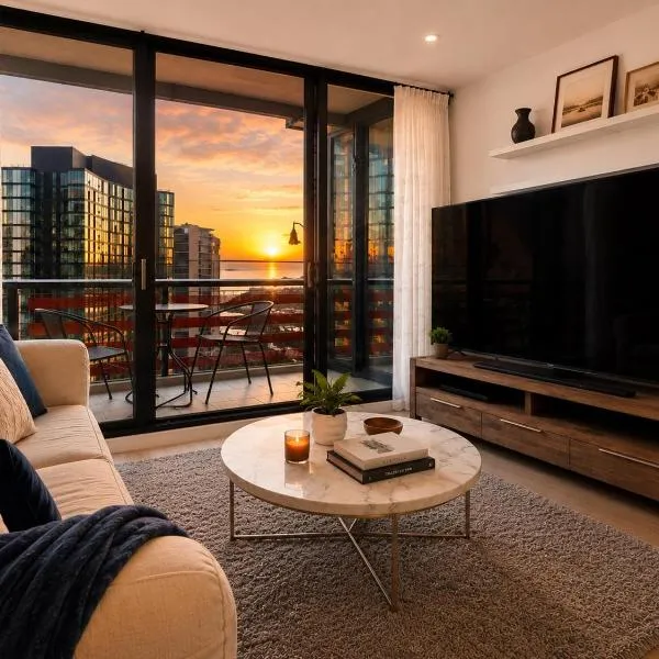 High Rise Harbour Views 2BR Pool Parking & Balcony โรงแรมในเมลเบิร์น