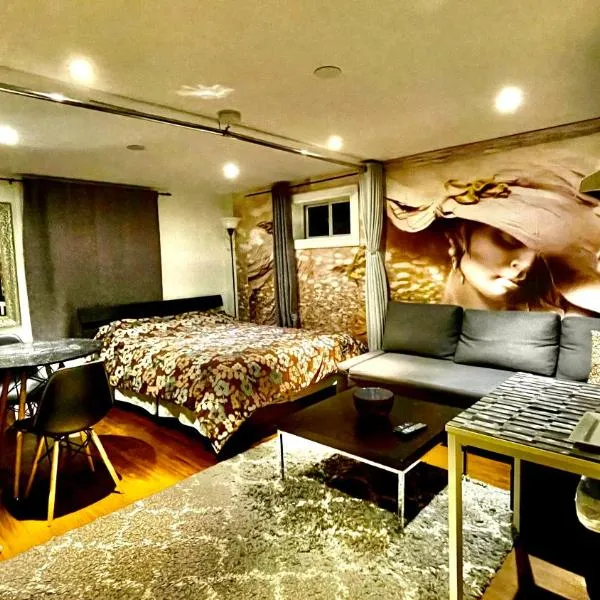 Luxury KIA Room K، فندق في ريتشموند هيل