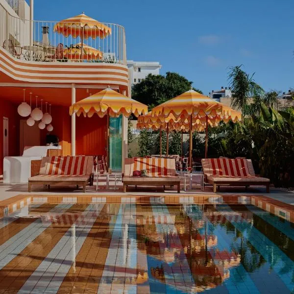 Riviera Hotel Menorca、シウタデリャのホテル