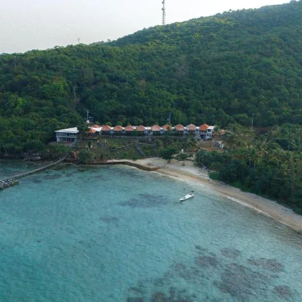 Legon Waru Cottage, hotel in Karimunjawa