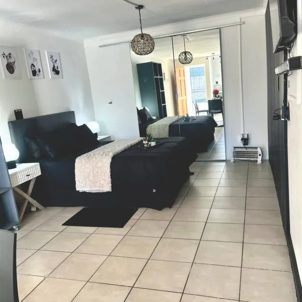Angel's Cottage Unit 2, Hotel in Paarl
