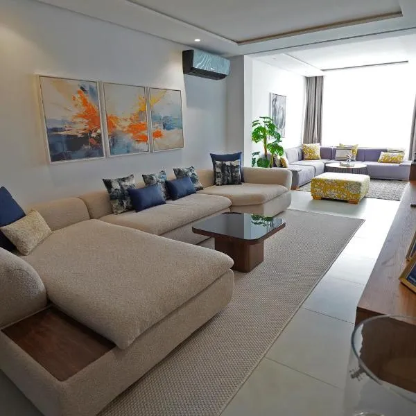 InHome Apartment F2, hotel in Cabo Negro