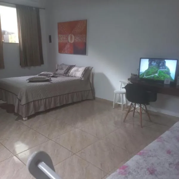 chalé casa na mata céu Iluminado, hôtel à Guararema