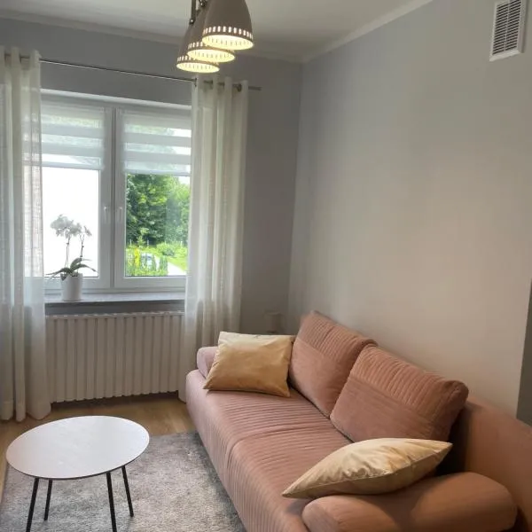 Apartament w Górach Opawskich, hotel u gradu Pokrzywna