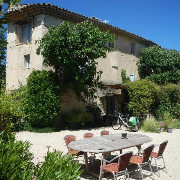 Ma Maison De Loin - Luberon, hotel u gradu 'Apt'