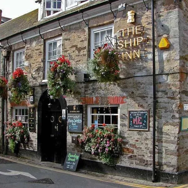 The Ship Inn, hotel a St Austell