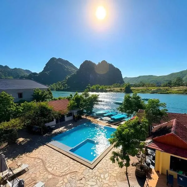 Sunbeam village Phong Nha, hotel u gradu Pong Na