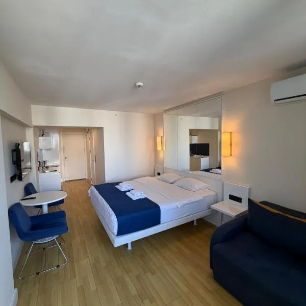 Batumi sea view، فندق في باتومي
