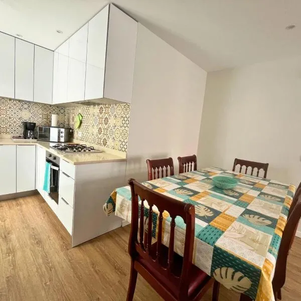 JLKM Mindelo Central Residence, hotel i Mindelo