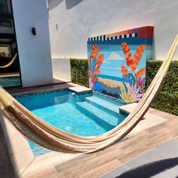 Casa Alvana - Sauna & Private Pool at Baja Country Club, hotel Ensenadában
