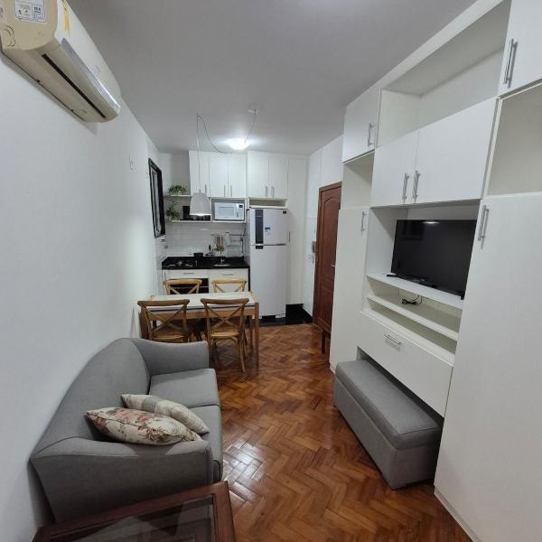 New 2-bedroom, 2-bathroom apartment, 2 minutes walk from the beach, ideal for families