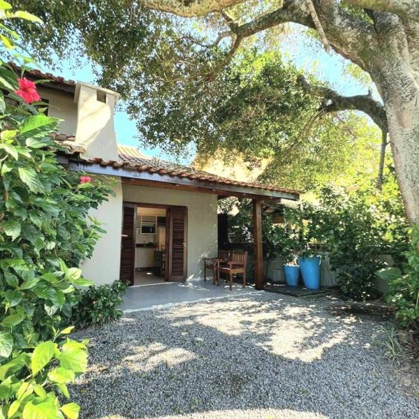 Casa aconchegante na Praia de Bombas a 50m do mar