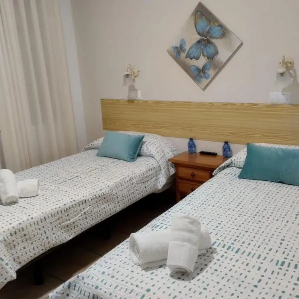 Hostal Posada Royuela, хотел в Royuela