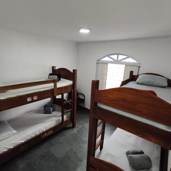 Quartos coletivos para equipe ou família