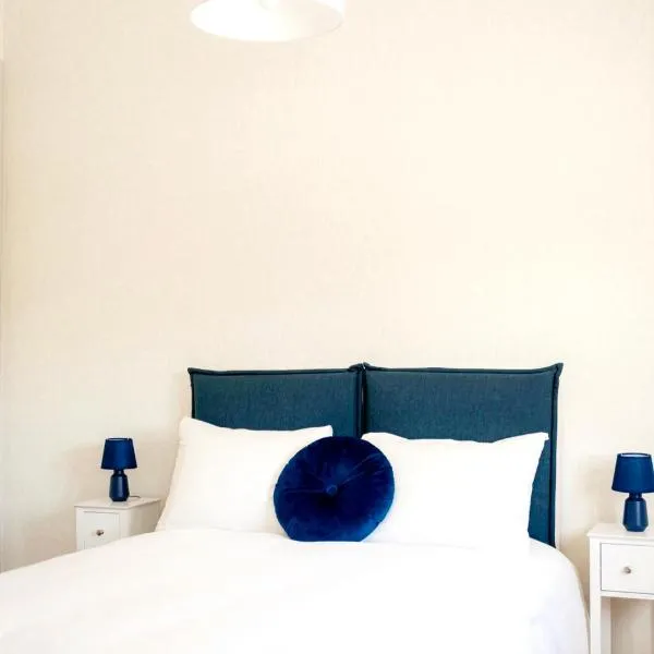 Chambre avec Salle de Bain Privative، فندق في تارْب
