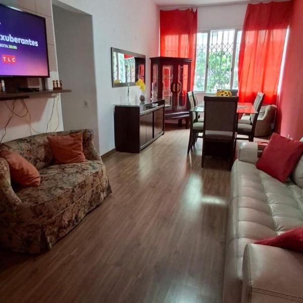 Apartamento a duas quadras da praia de Copacabana