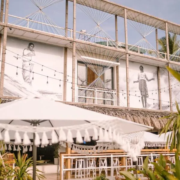 Happiness Hostel Siargao, hotel di General Luna