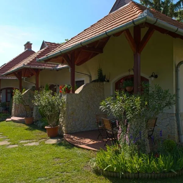 Blasius Apartman, hotel v destinaci Vonyarcvashegy