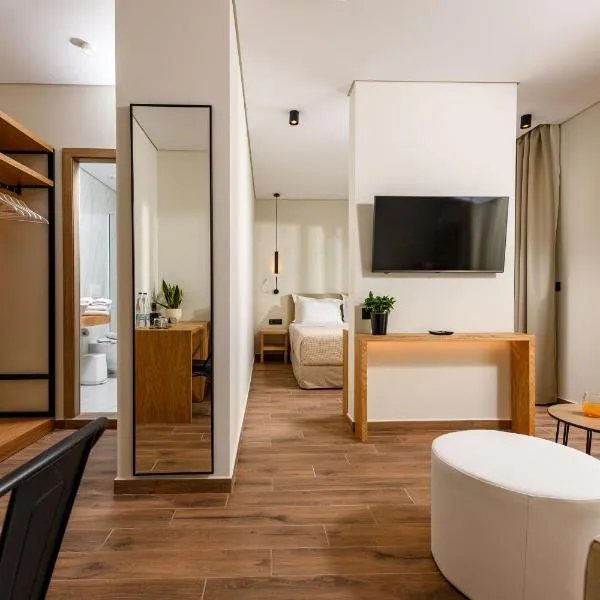 Mary Hotel، فندق في لايميناس