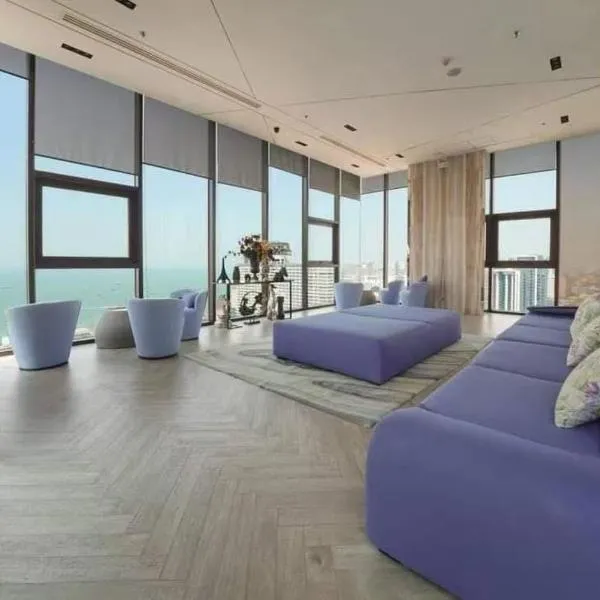 The Base Pattaya Seaview Condo, Hotel in Pattaya