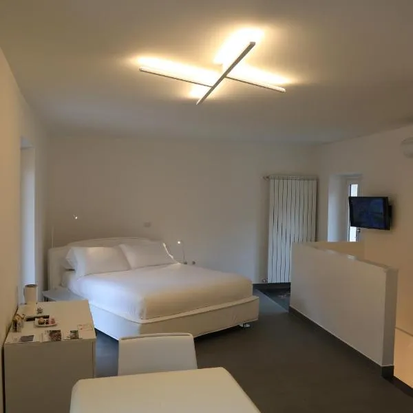 Duo Rooms, hotelli kohteessa Mondovì