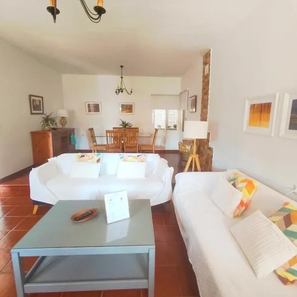 Chalet Matalascañas, hotel in Matalascañas