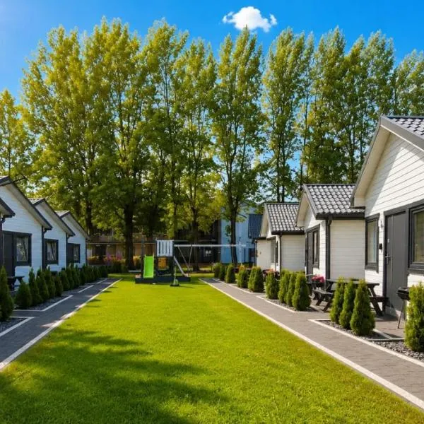 Domki Letniskowe Family Dreams, hotel en Sarbinowo