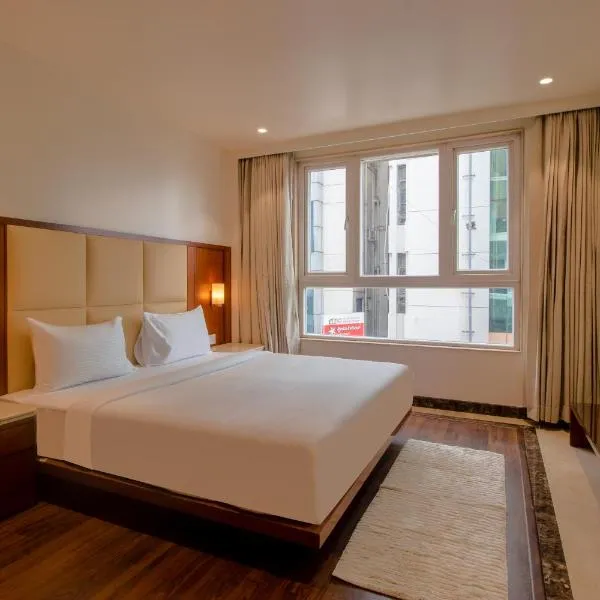 Saltstayz Premier- Bengaluru Hebbal Airport Road, хотел в Бангалор