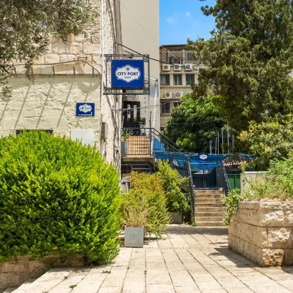 City Port Hotel by Sea N Rent – hotel w mieście Hajfa