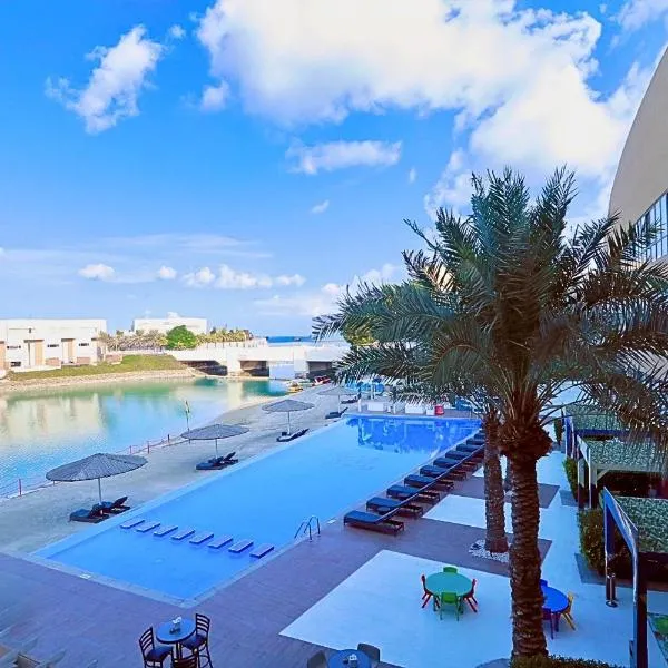 Dragon Beach Hotel, hotel di Manama