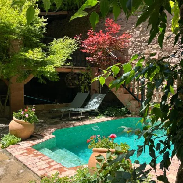 La Casa del Bosque, hotel em Cabra de Mora