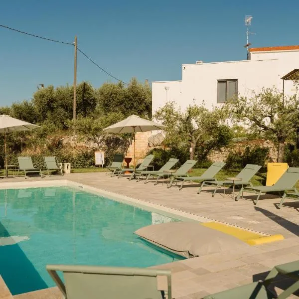 Borgo Cucumo by MONHOLIDAY, hotel i Castellana Grotte