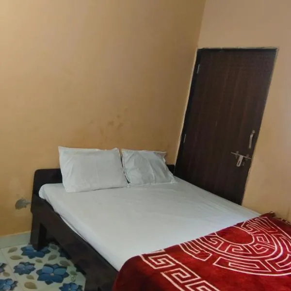 Radhe House, hotel in Dwarka